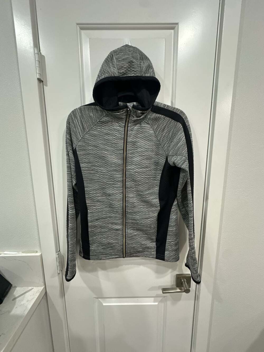 Athleta Snowscape Quilted Texture Hooded Full Zip Jacket Gray Black Size S